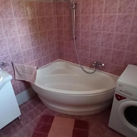 Apartment Tulipanos Haz Balatonfuzfo